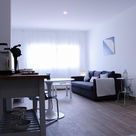 Zona5 Apartamentos Turisticos El Vendrell Exteriör bild