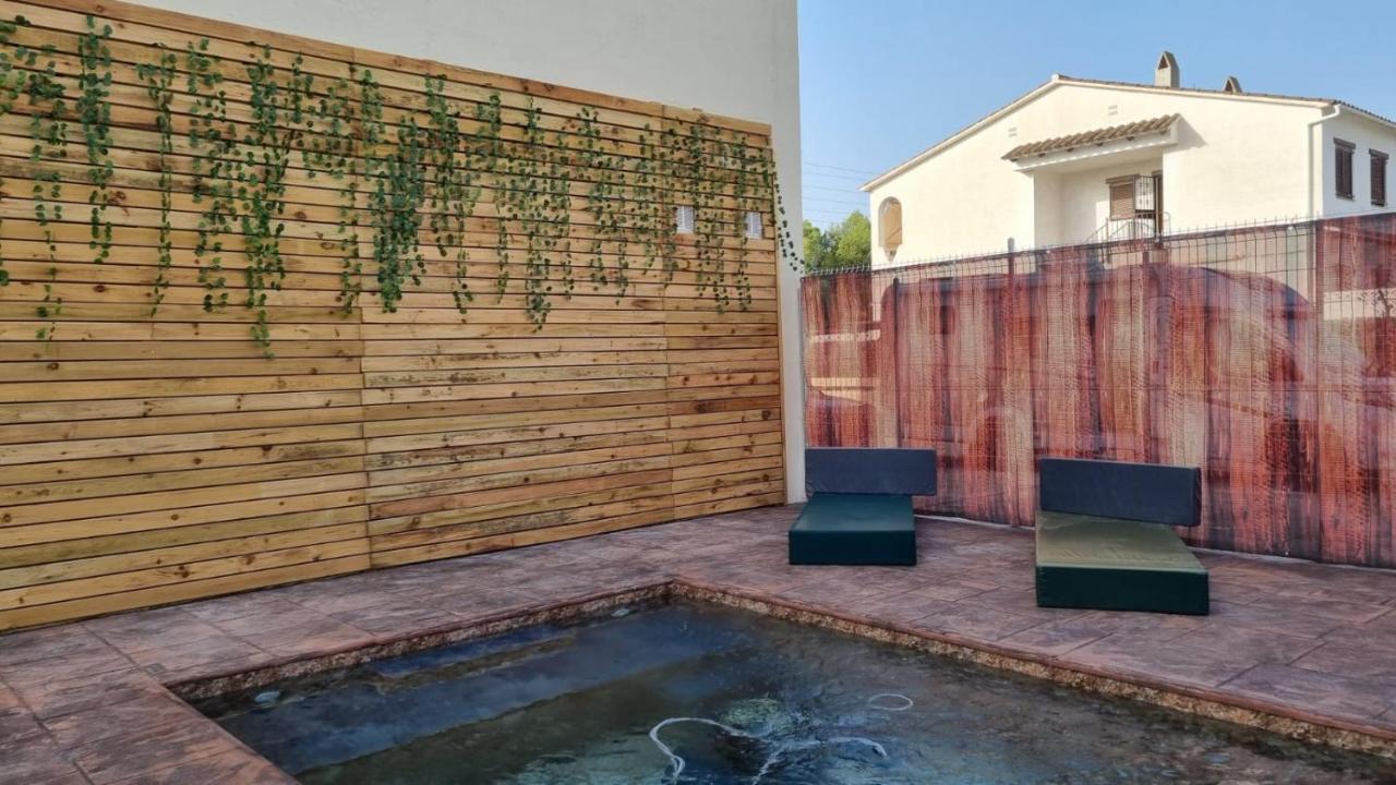 Zona5 Apartamentos Turisticos El Vendrell Exteriör bild