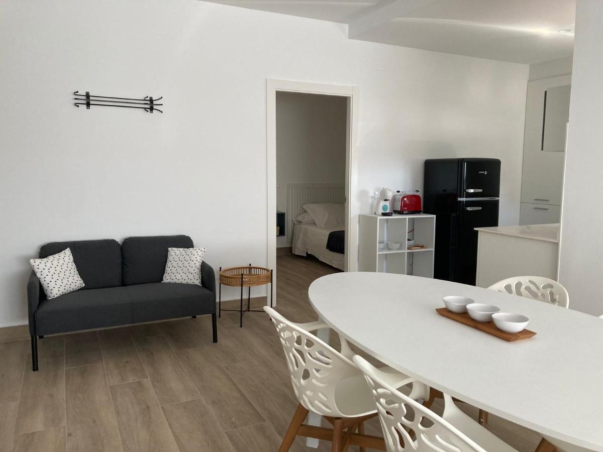Zona5 Apartamentos Turisticos El Vendrell Exteriör bild