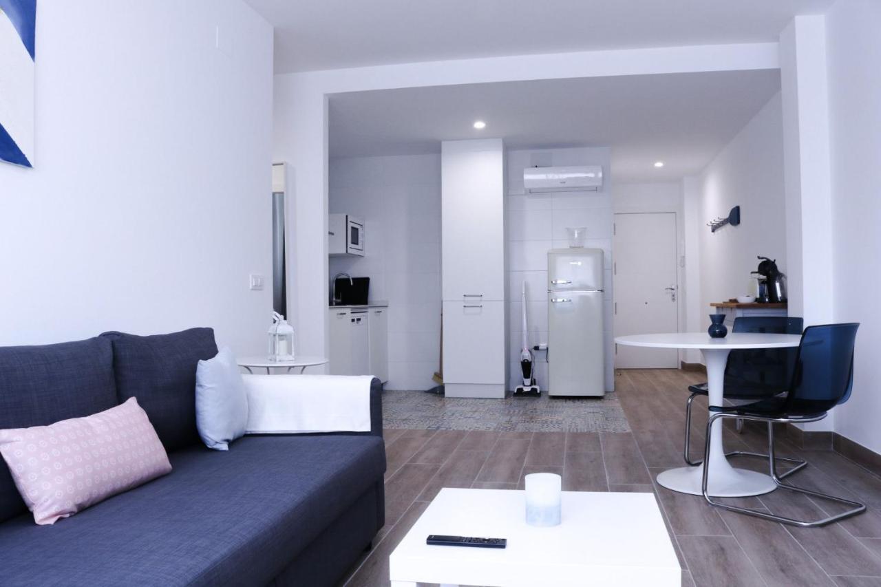 Zona5 Apartamentos Turisticos El Vendrell Exteriör bild